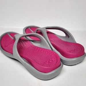 NWT Ladies Crocs Sandals size 4